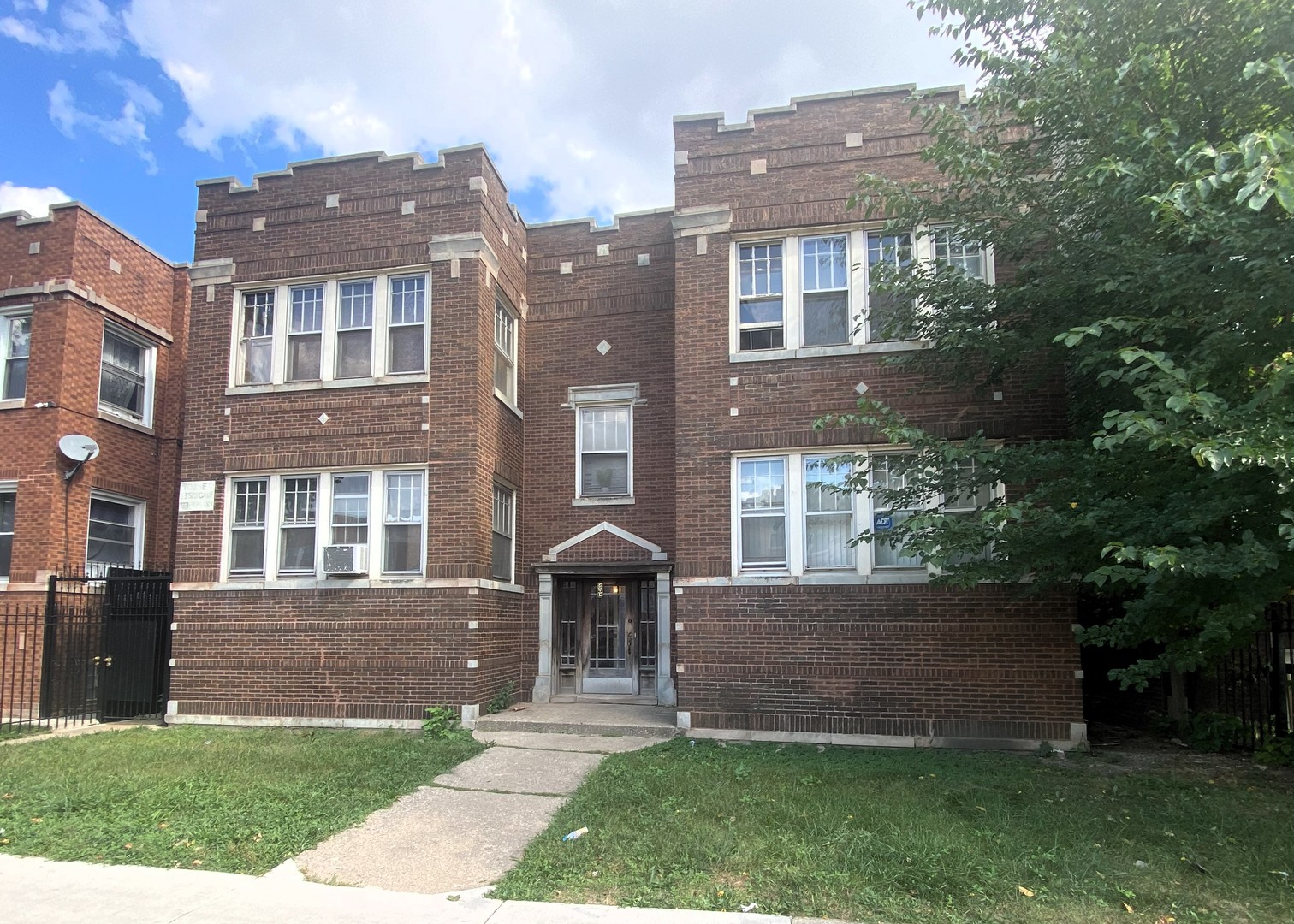 6351 S California Avenue, Chicago, IL 60629