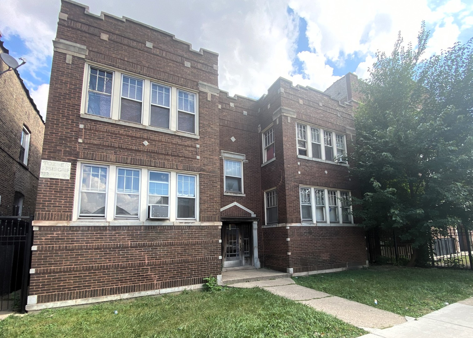 6351 S California Avenue, Chicago, IL 60629
