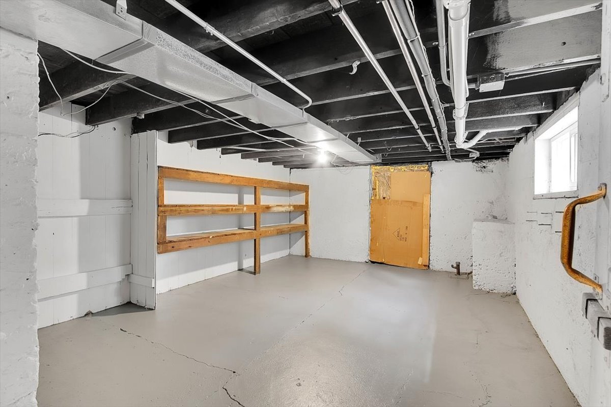 311 N Kinzie Street, Thornton, IL 60476