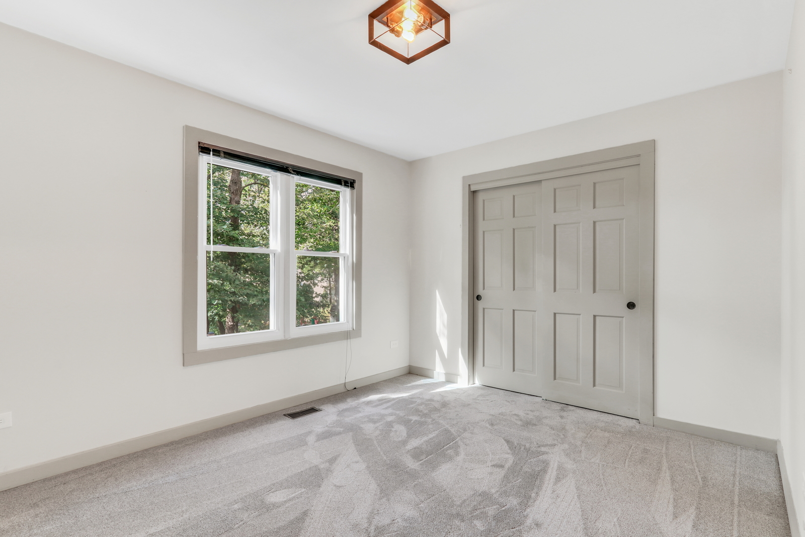 334 Concord Square, Gurnee, IL 60031