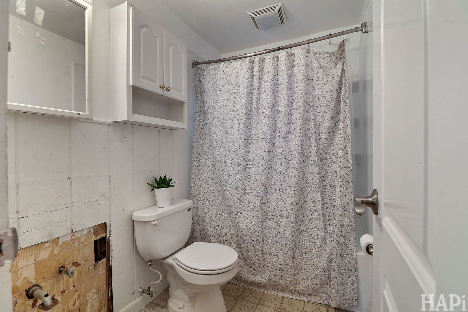 1408 North Avenue, Round Lake Beach, IL 60073