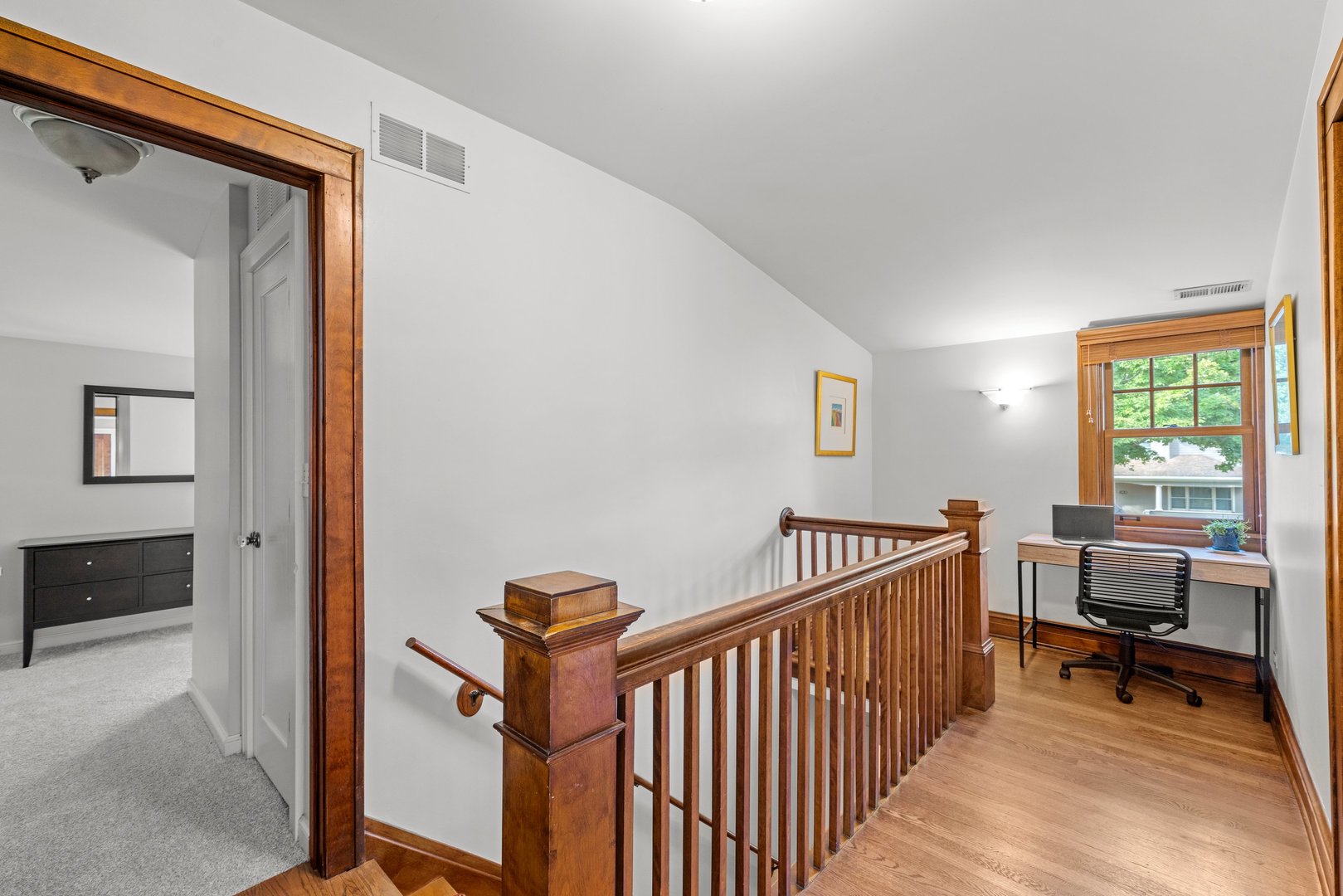 421 S Sunnyside Avenue, Elmhurst, IL 60126