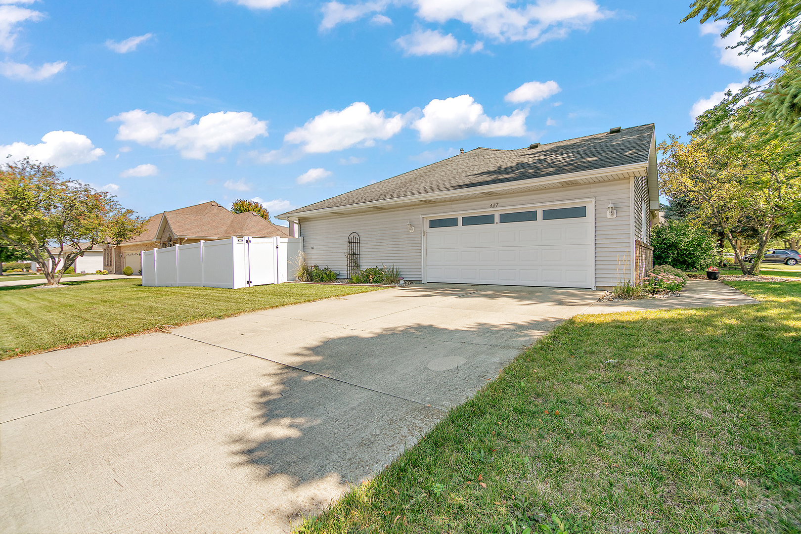 427 Hesburgh Drive, Manteno, IL 60950