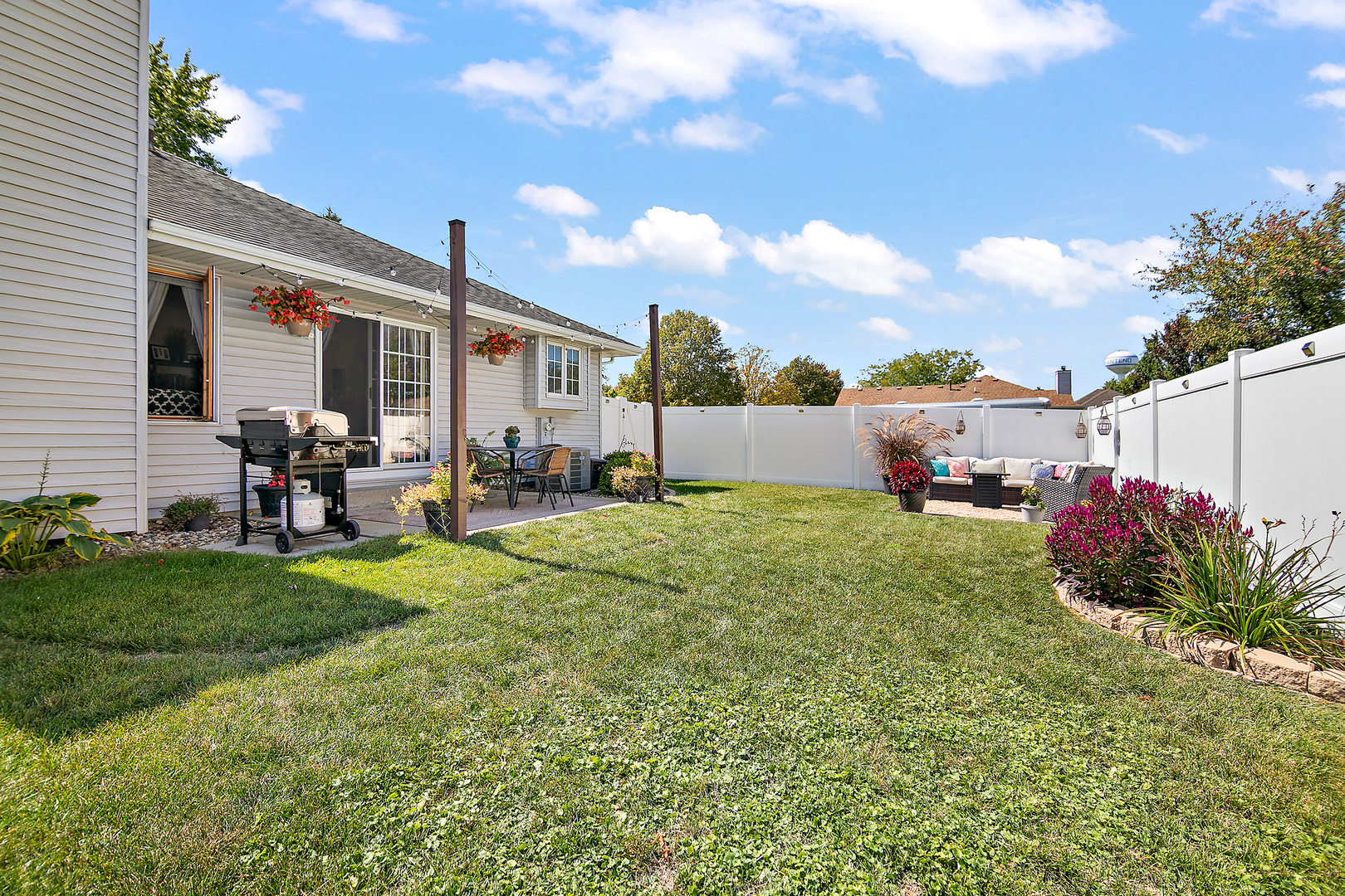 427 Hesburgh Drive, Manteno, IL 60950