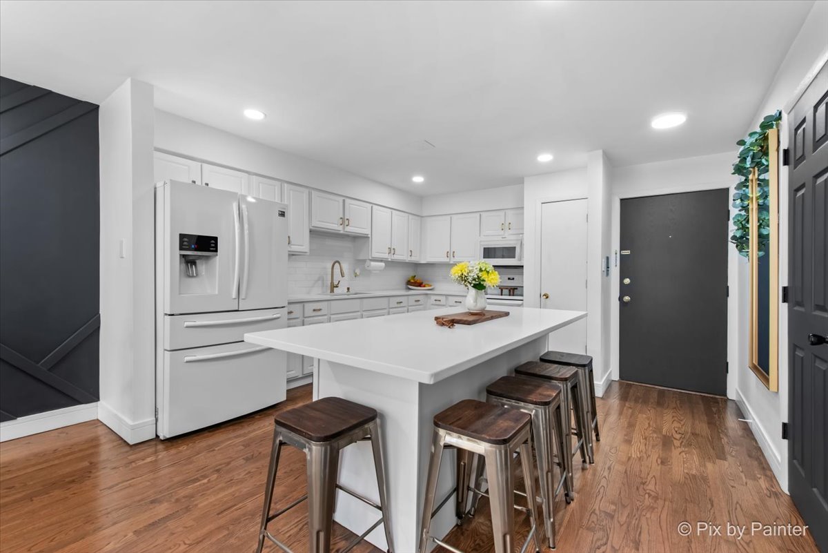 3121 Paris Avenue #304, River Grove, IL 60171