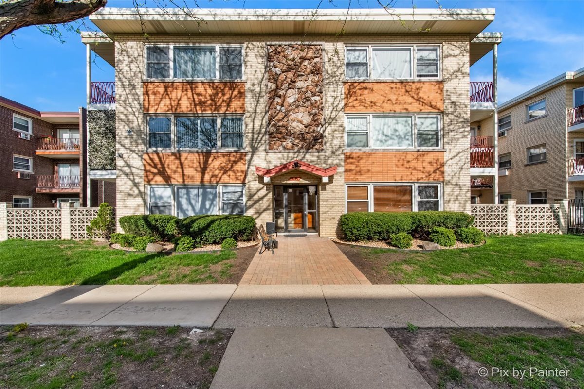 3121 Paris Avenue #304, River Grove, IL 60171