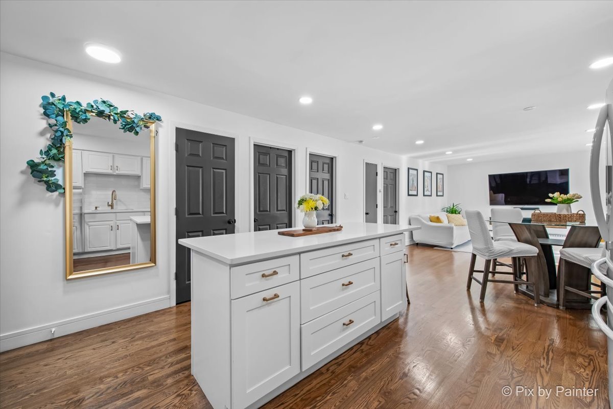 3121 Paris Avenue #304, River Grove, IL 60171