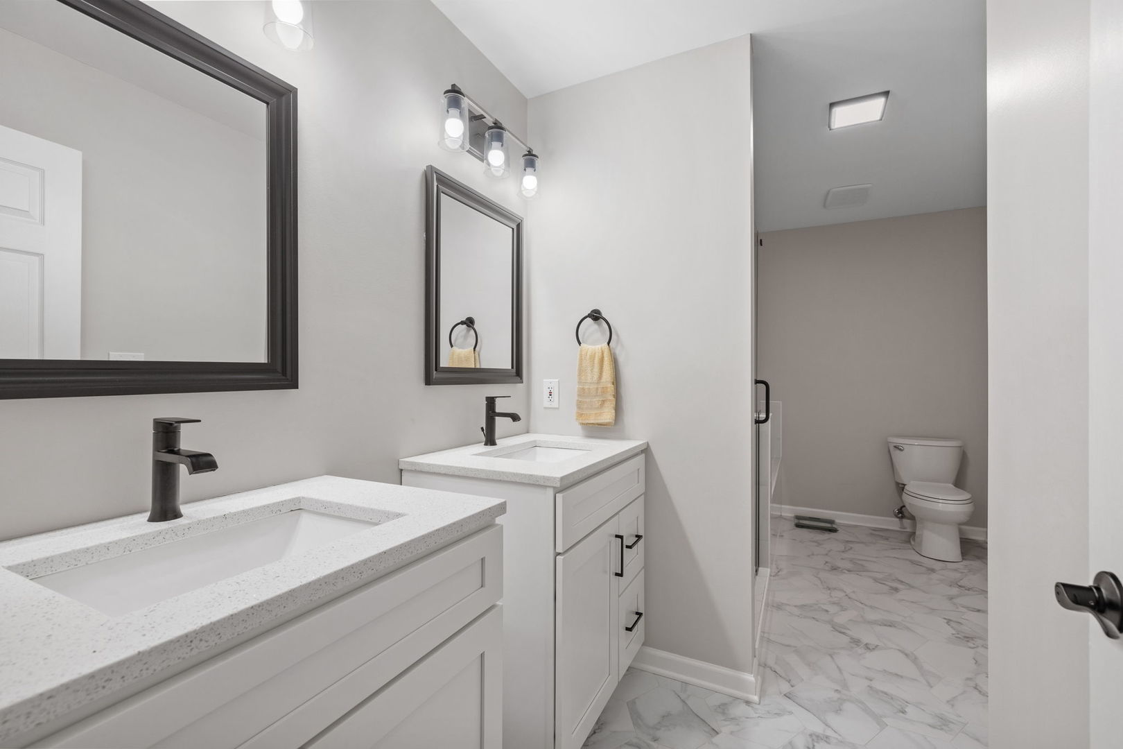 11508 Lake Shore Drive, Orland Park, IL 60467