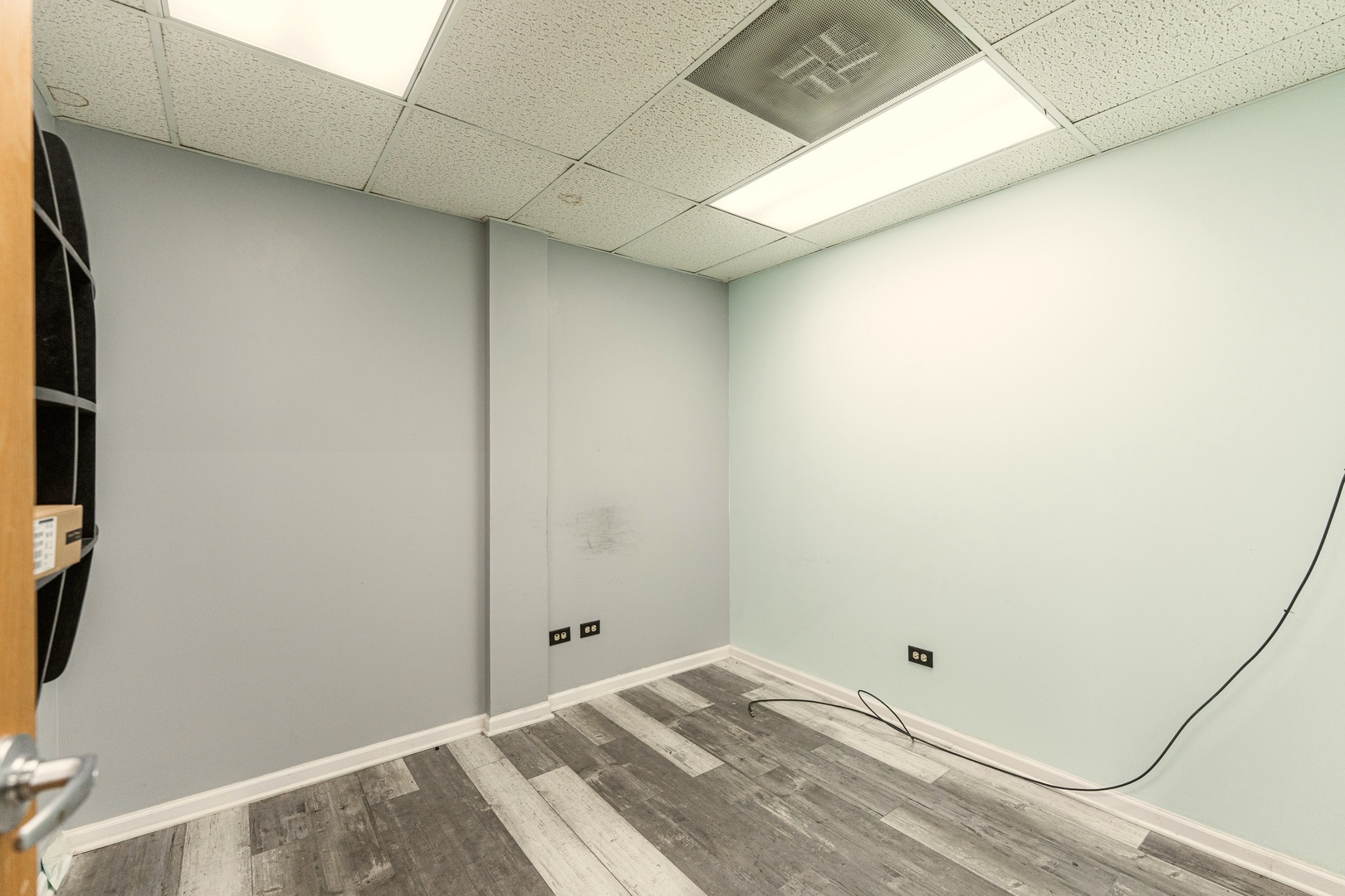 7750 Archer Road #A, Justice, IL 60458