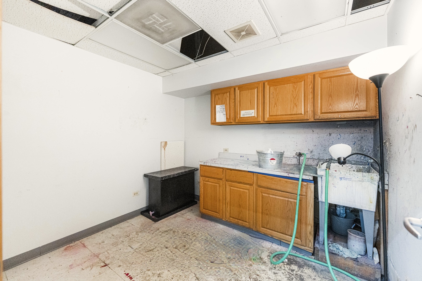 7750 Archer Road #A, Justice, IL 60458