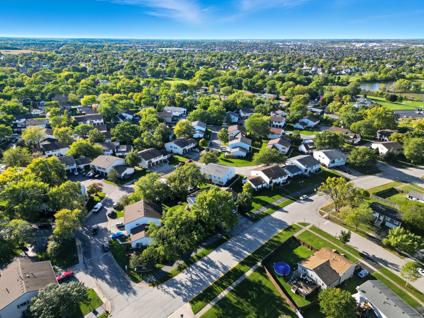 20137 S Hampton Court #A, Frankfort, IL 60423