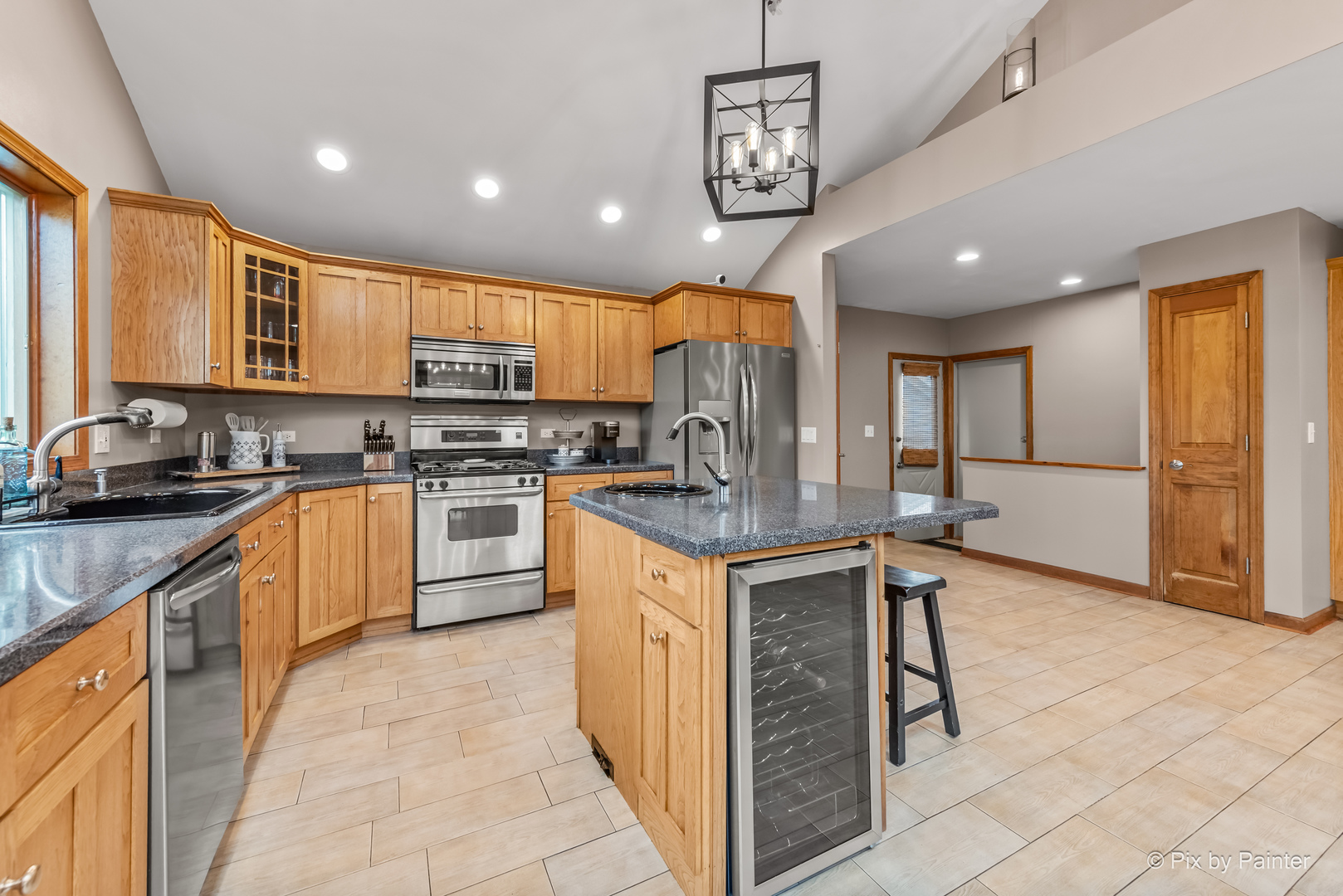 1210 Brandywine Circle, Algonquin, IL 60102