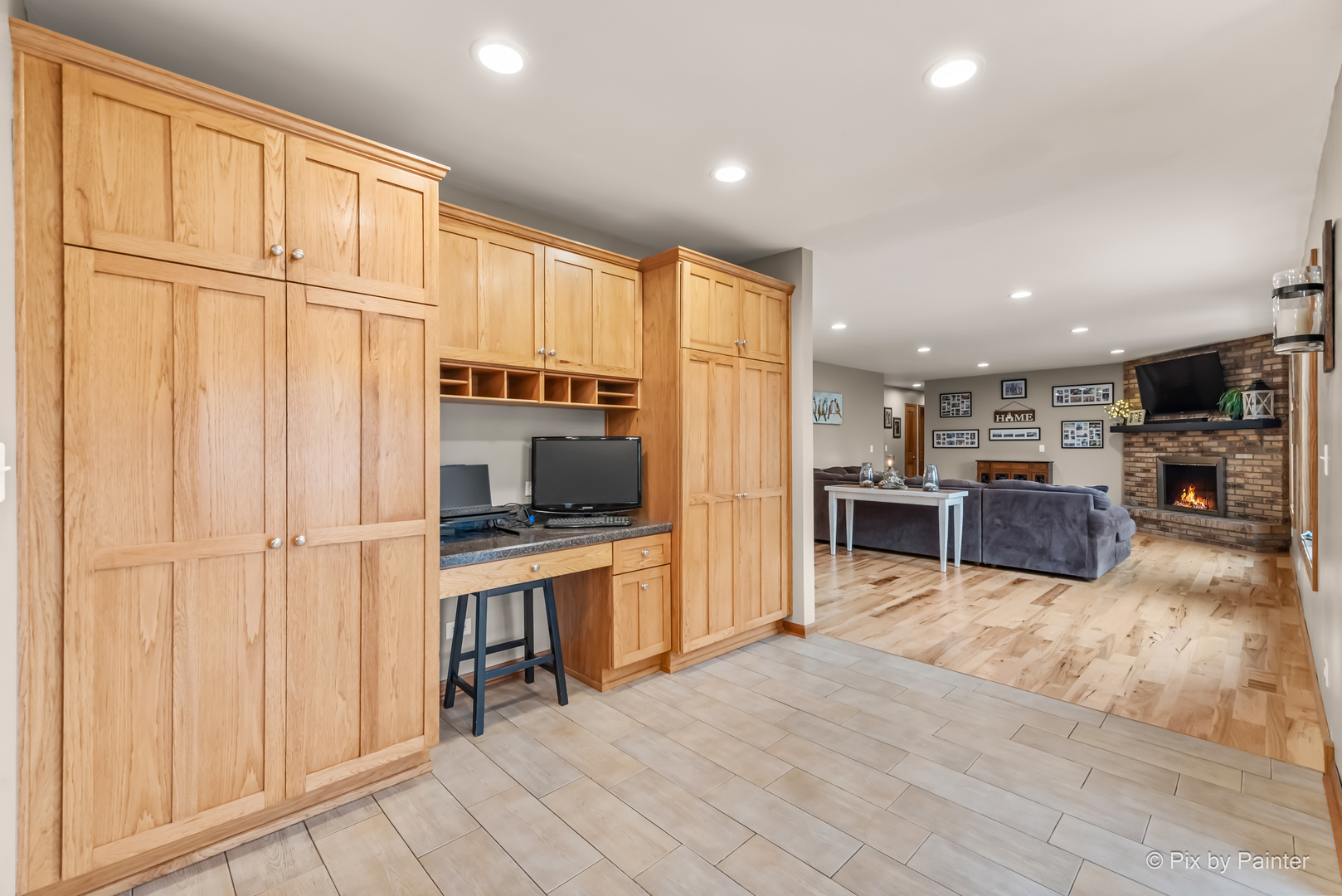1210 Brandywine Circle, Algonquin, IL 60102