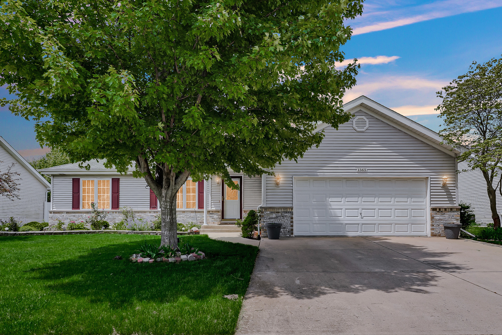 1565 Stefanie Lane, Bourbonnais, IL 60914