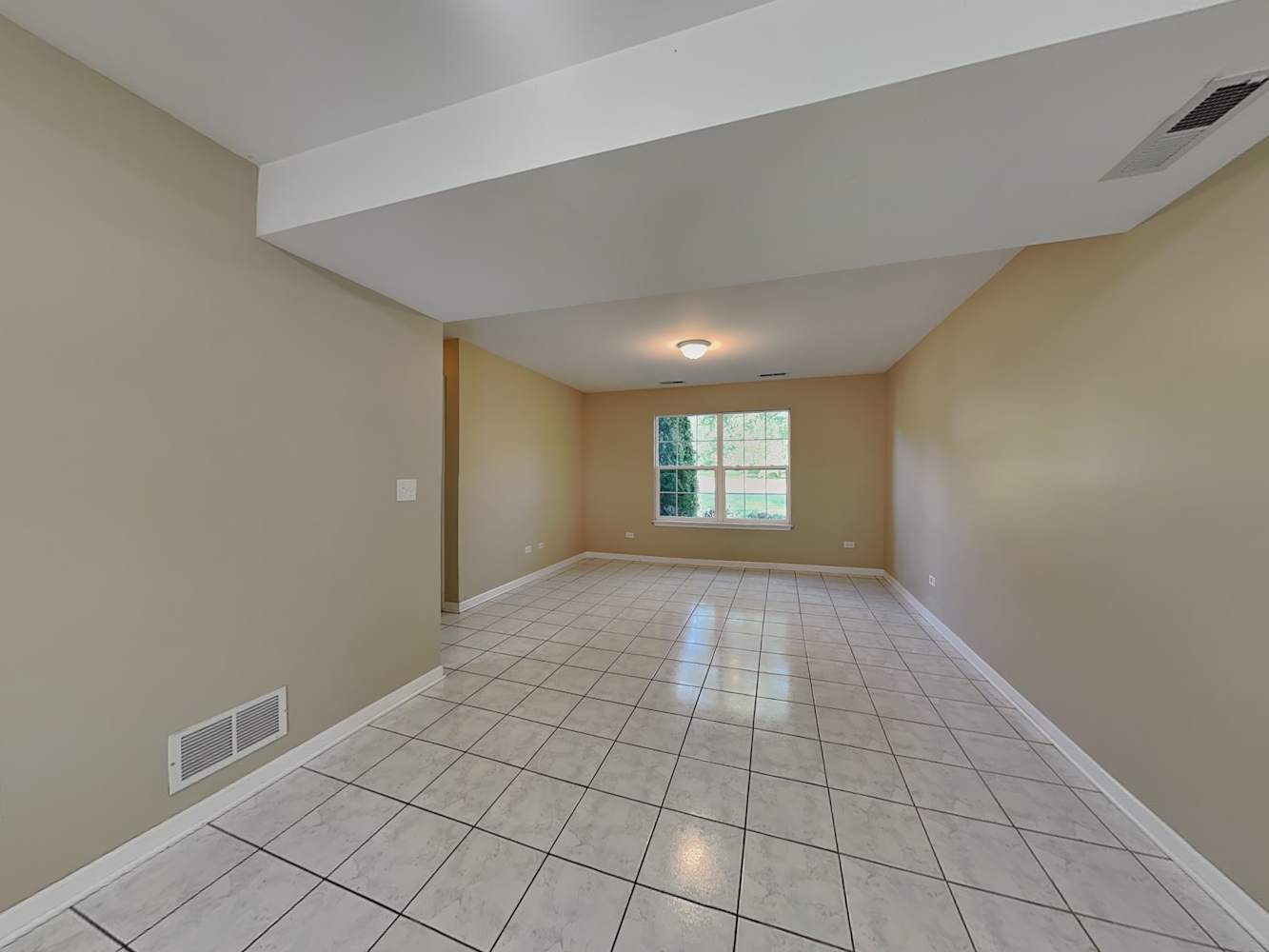 29835 Bayshore Drive, Lake Bluff, IL 60044