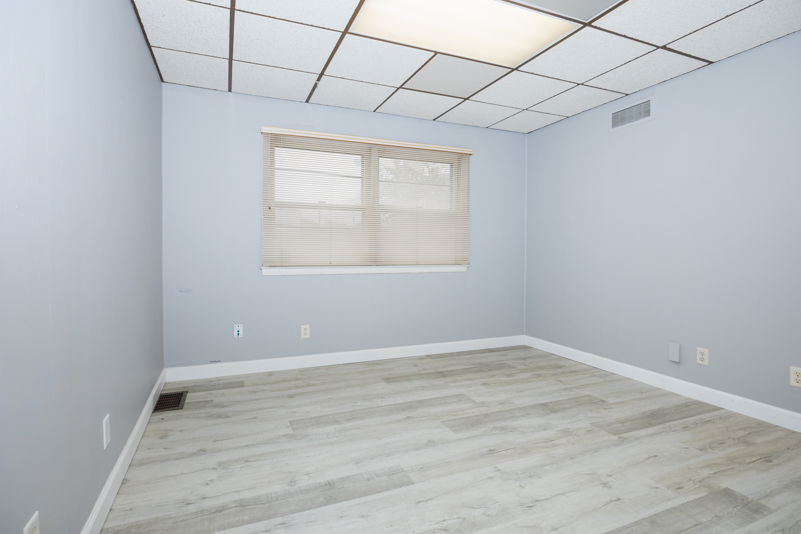 901 E Grove Street #C2, Bloomington, IL 61701