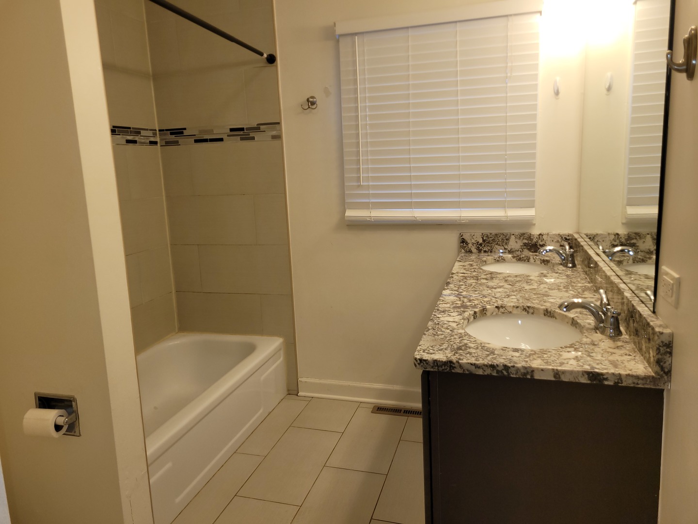 208 Juniper Terrace, Round Lake Beach, IL 60073