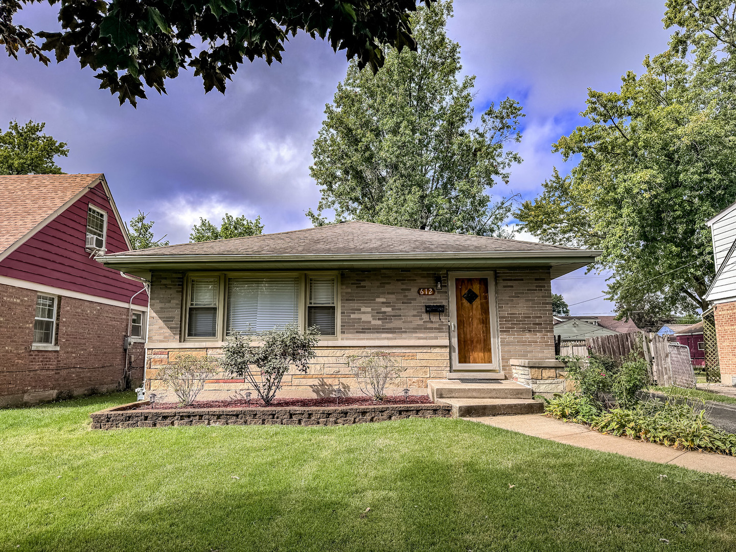 612 N Hillside Avenue, Hillside, IL 60162