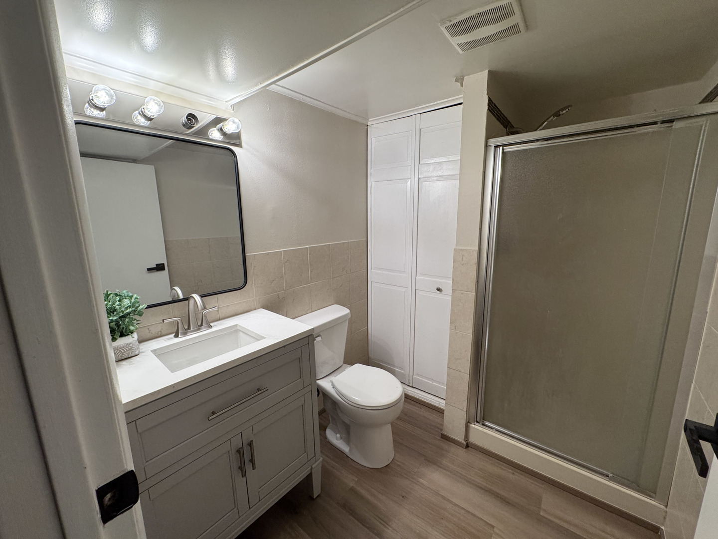 612 N Hillside Avenue, Hillside, IL 60162