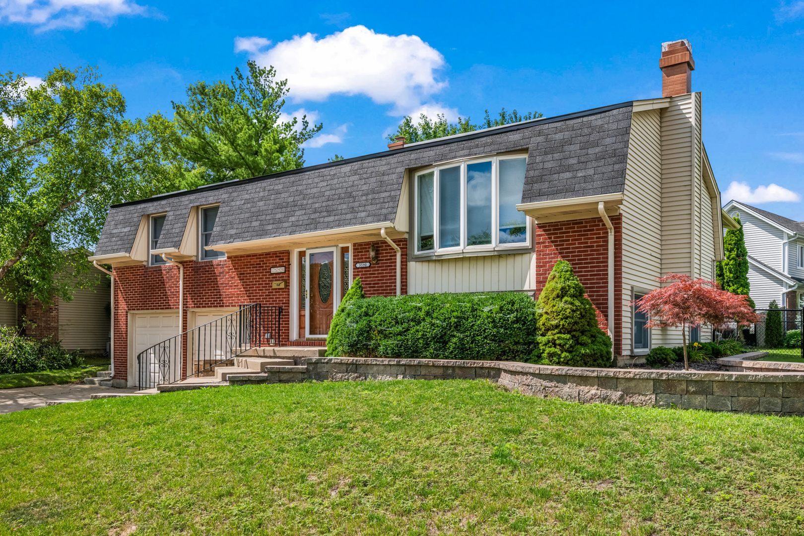 3590 Winston Drive, Hoffman Estates, IL 60192