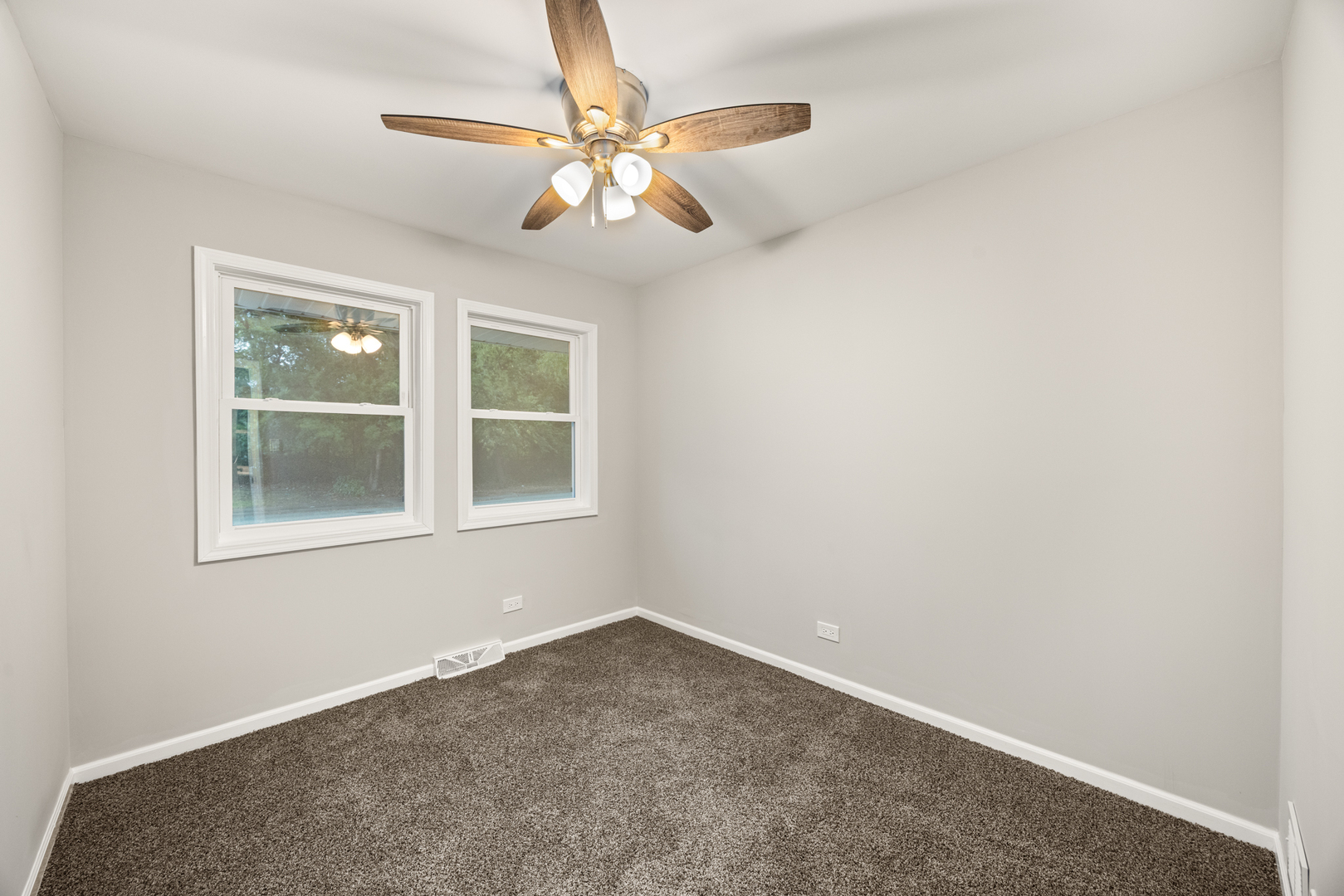 14814 Woodlawn Avenue, Dolton, IL 60419