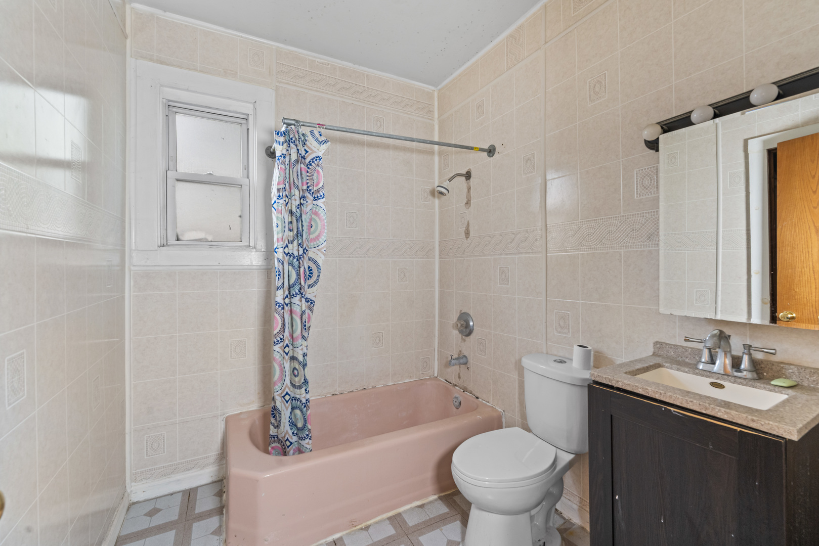 13513 S Baltimore Avenue, Chicago, IL 60633