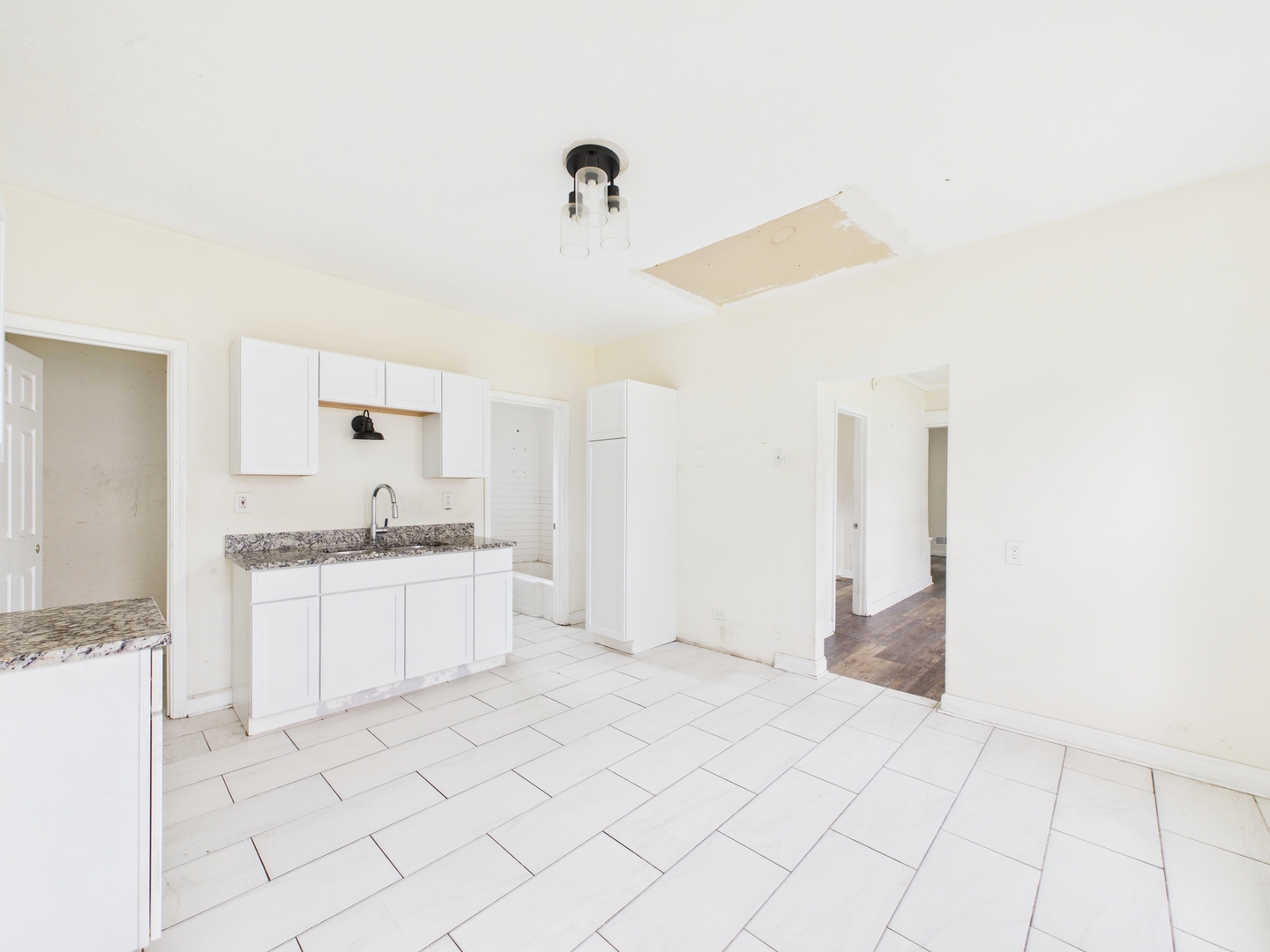 19 E 102nd Place, Chicago, IL 60628