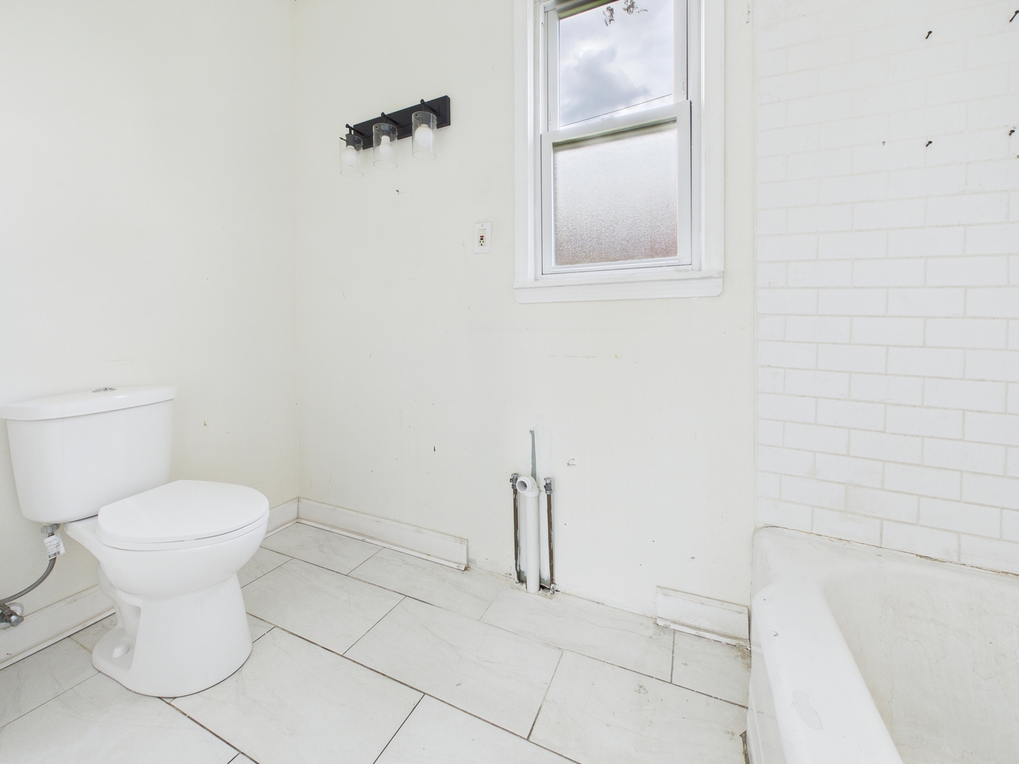 19 E 102nd Place, Chicago, IL 60628