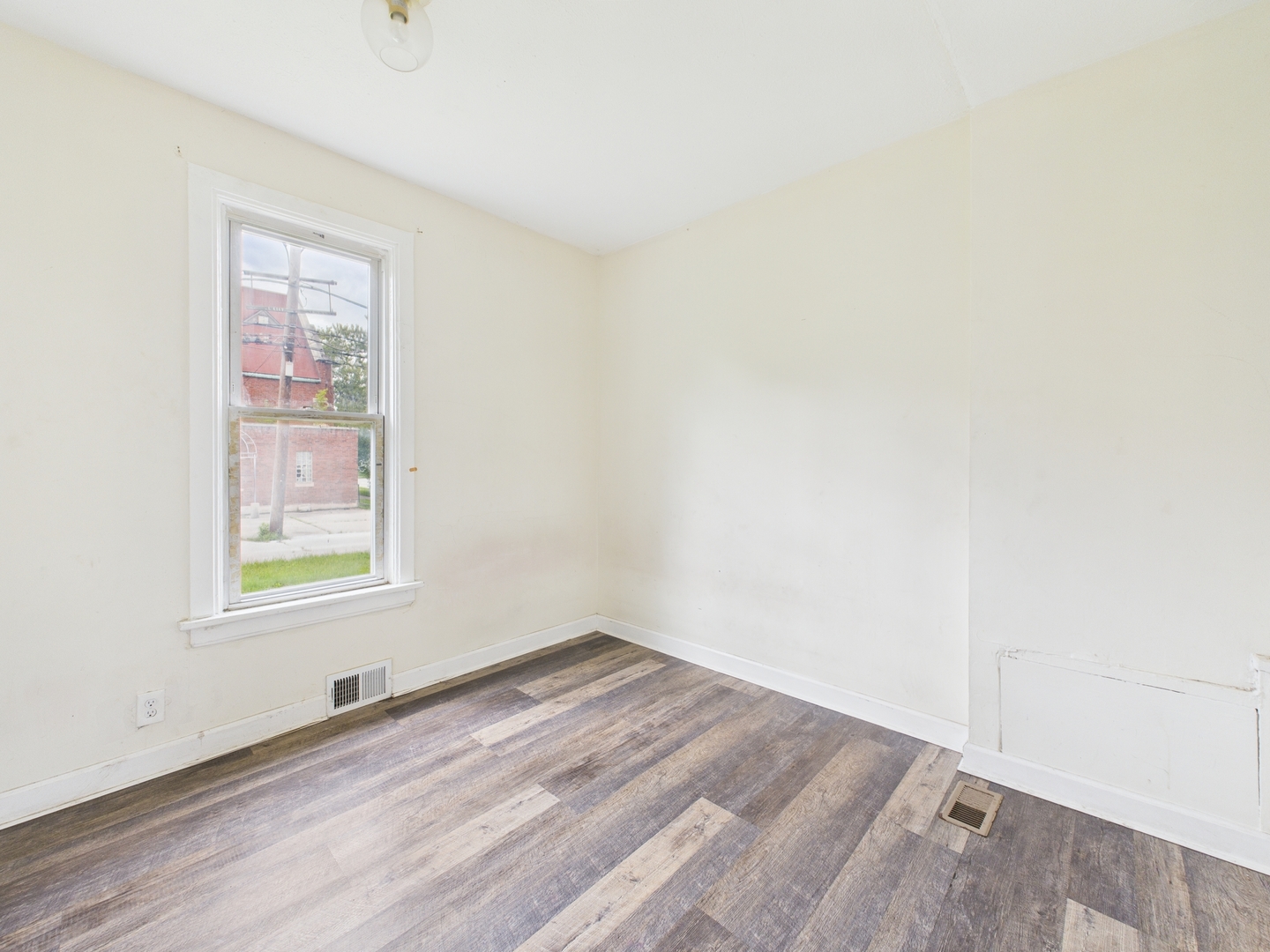 19 E 102nd Place, Chicago, IL 60628