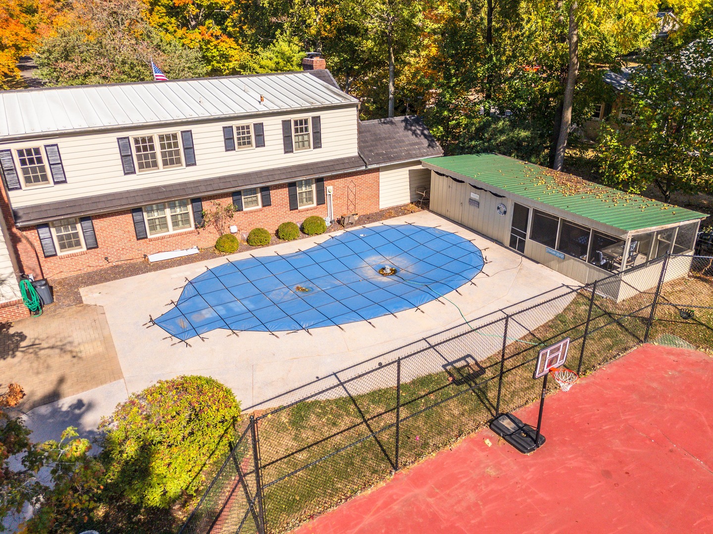 2001 Cloud Street, Bloomington, IL 61701