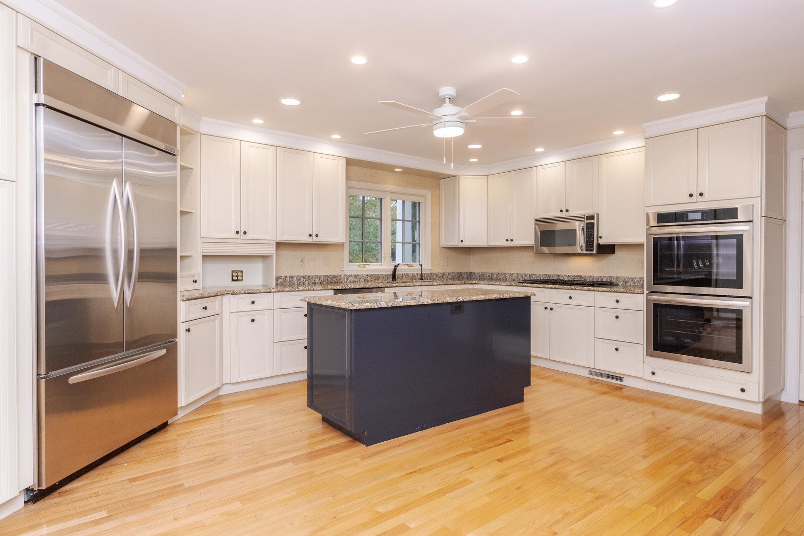 2001 Cloud Street, Bloomington, IL 61701