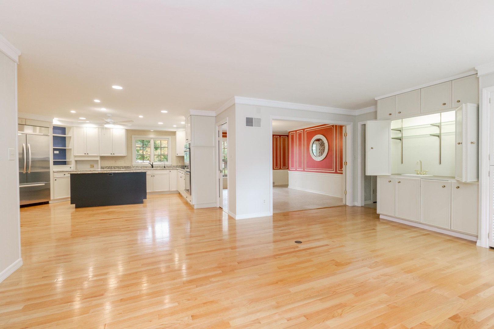 2001 Cloud Street, Bloomington, IL 61701