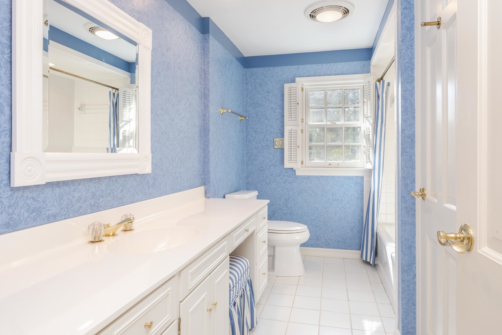 2001 Cloud Street, Bloomington, IL 61701