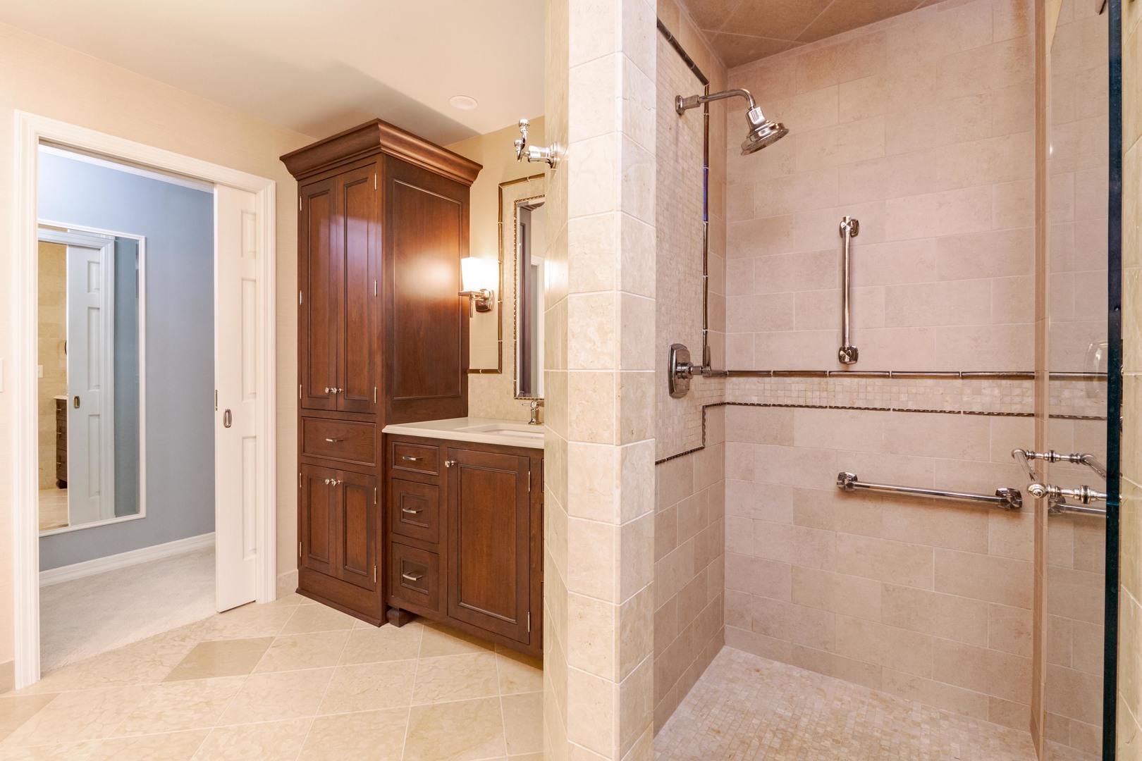 2001 Cloud Street, Bloomington, IL 61701