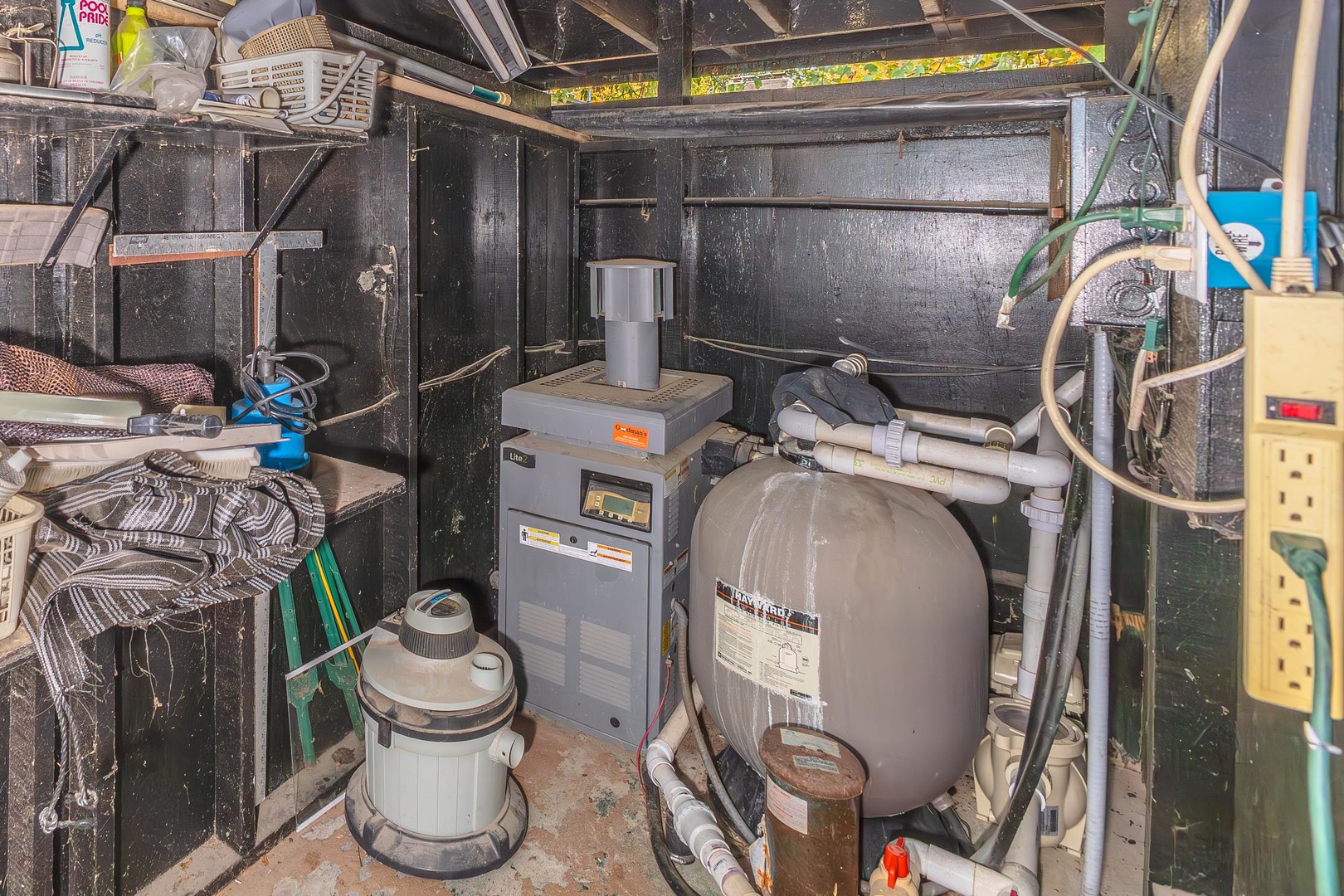 2001 Cloud Street, Bloomington, IL 61701