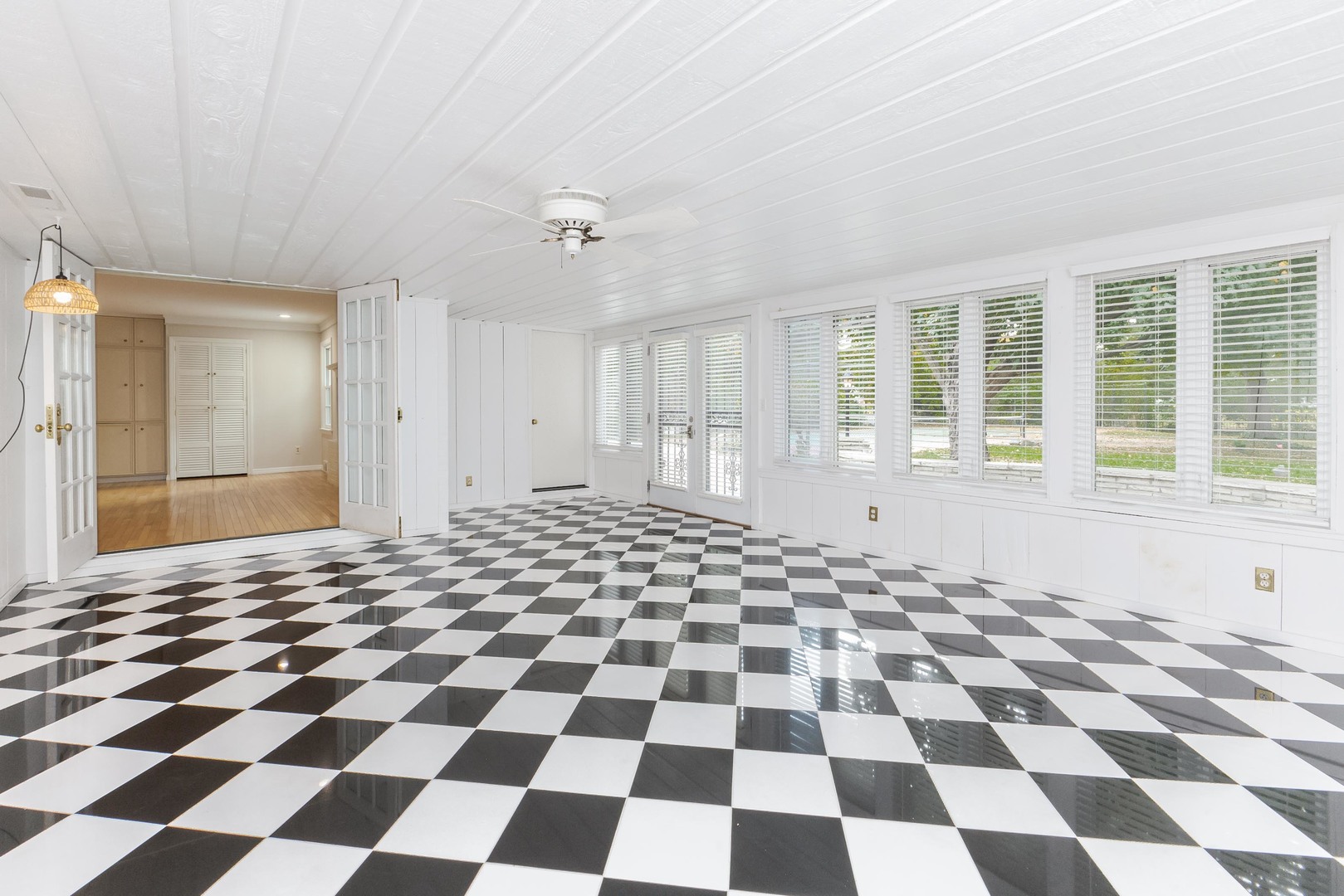 2001 Cloud Street, Bloomington, IL 61701