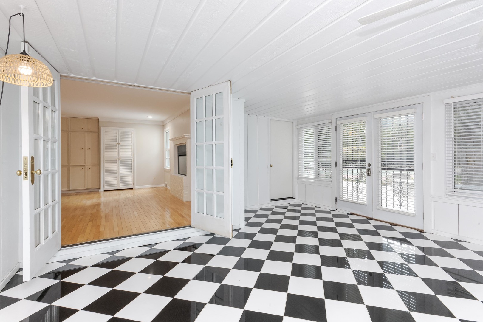 2001 Cloud Street, Bloomington, IL 61701