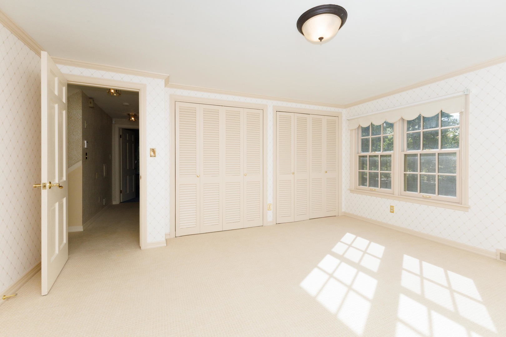 2001 Cloud Street, Bloomington, IL 61701