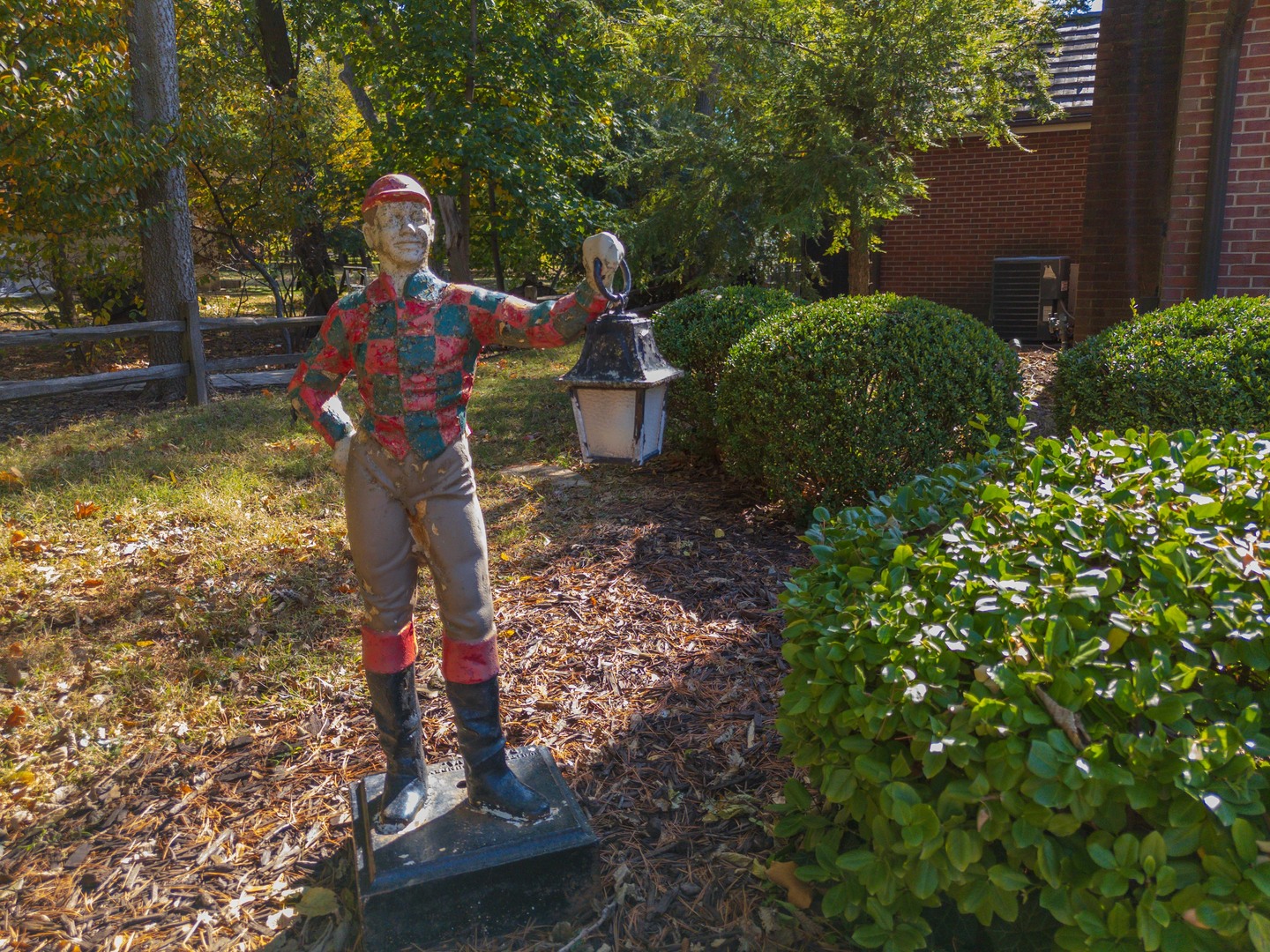 2001 Cloud Street, Bloomington, IL 61701