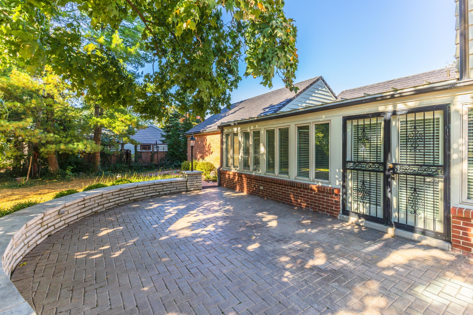 2001 Cloud Street, Bloomington, IL 61701