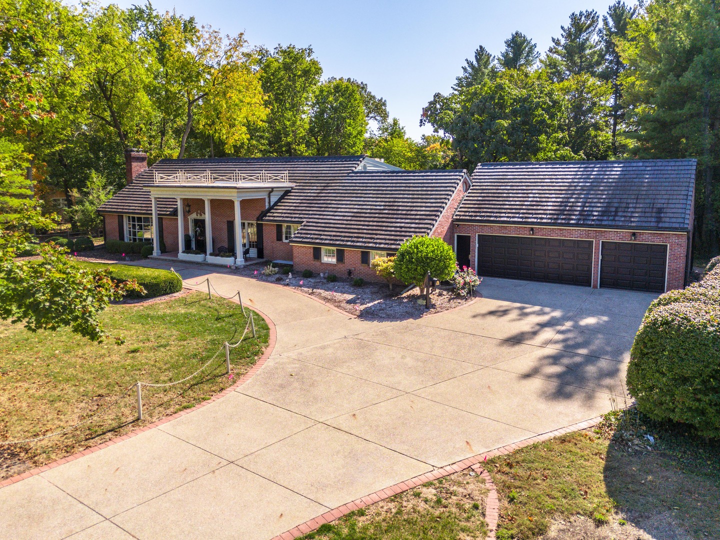 2001 Cloud Street, Bloomington, IL 61701