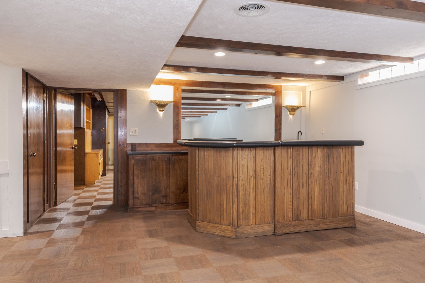 2001 Cloud Street, Bloomington, IL 61701