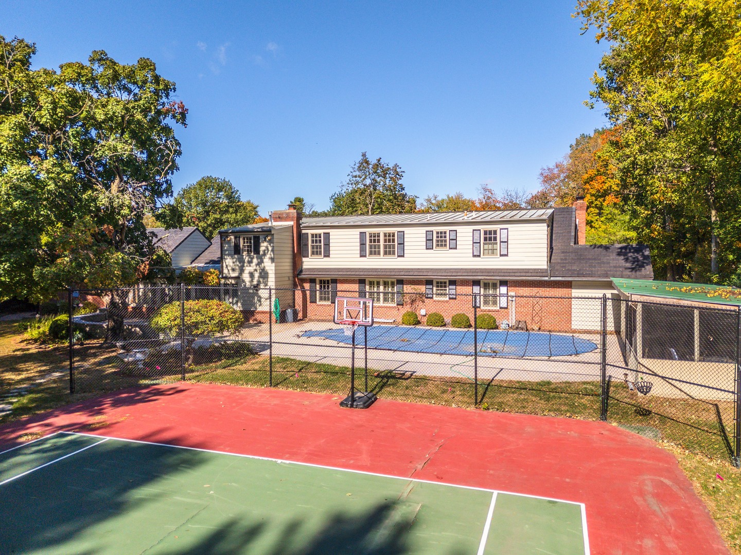 2001 Cloud Street, Bloomington, IL 61701