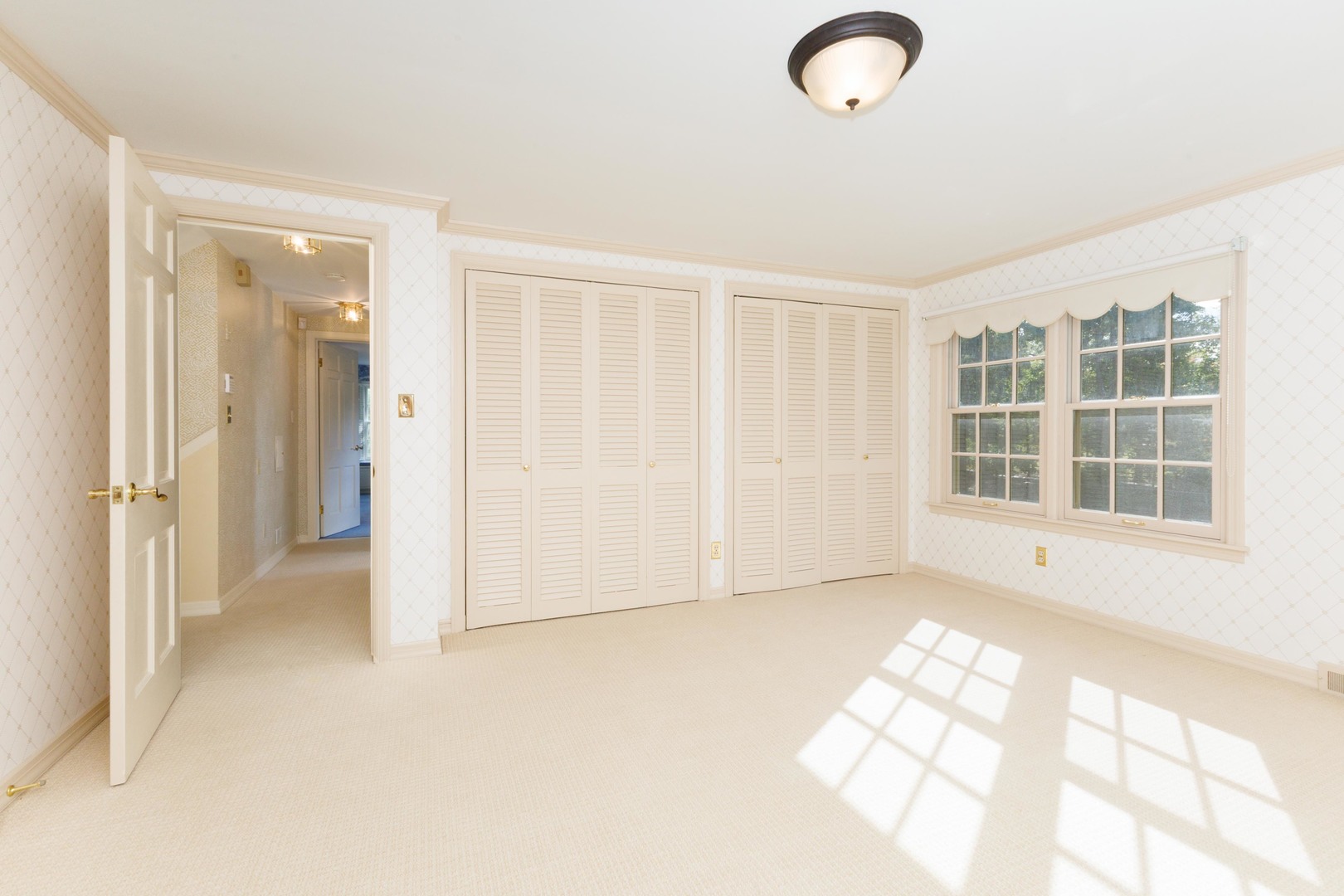 2001 Cloud Street, Bloomington, IL 61701