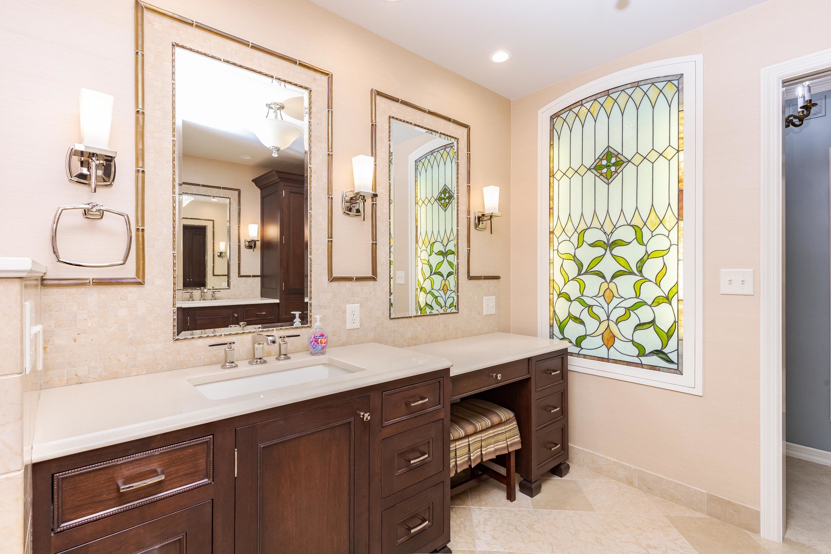 2001 Cloud Street, Bloomington, IL 61701