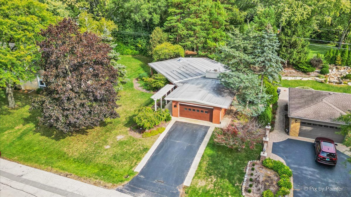 239 Beverly Road, Barrington, IL 60010