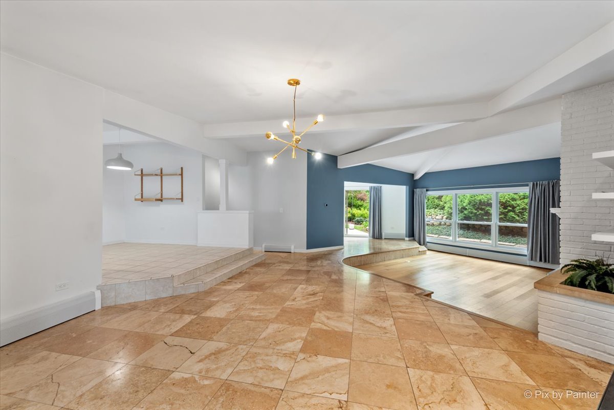 239 Beverly Road, Barrington, IL 60010