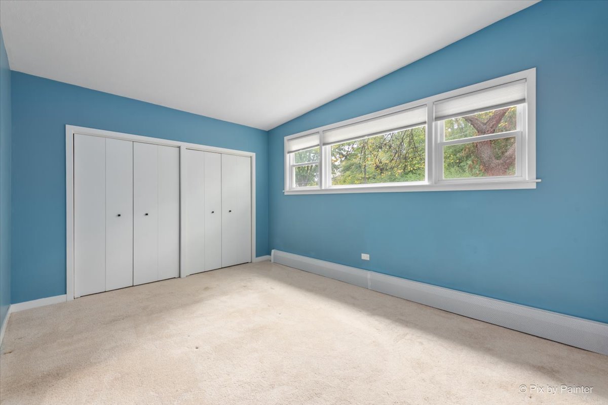 239 Beverly Road, Barrington, IL 60010