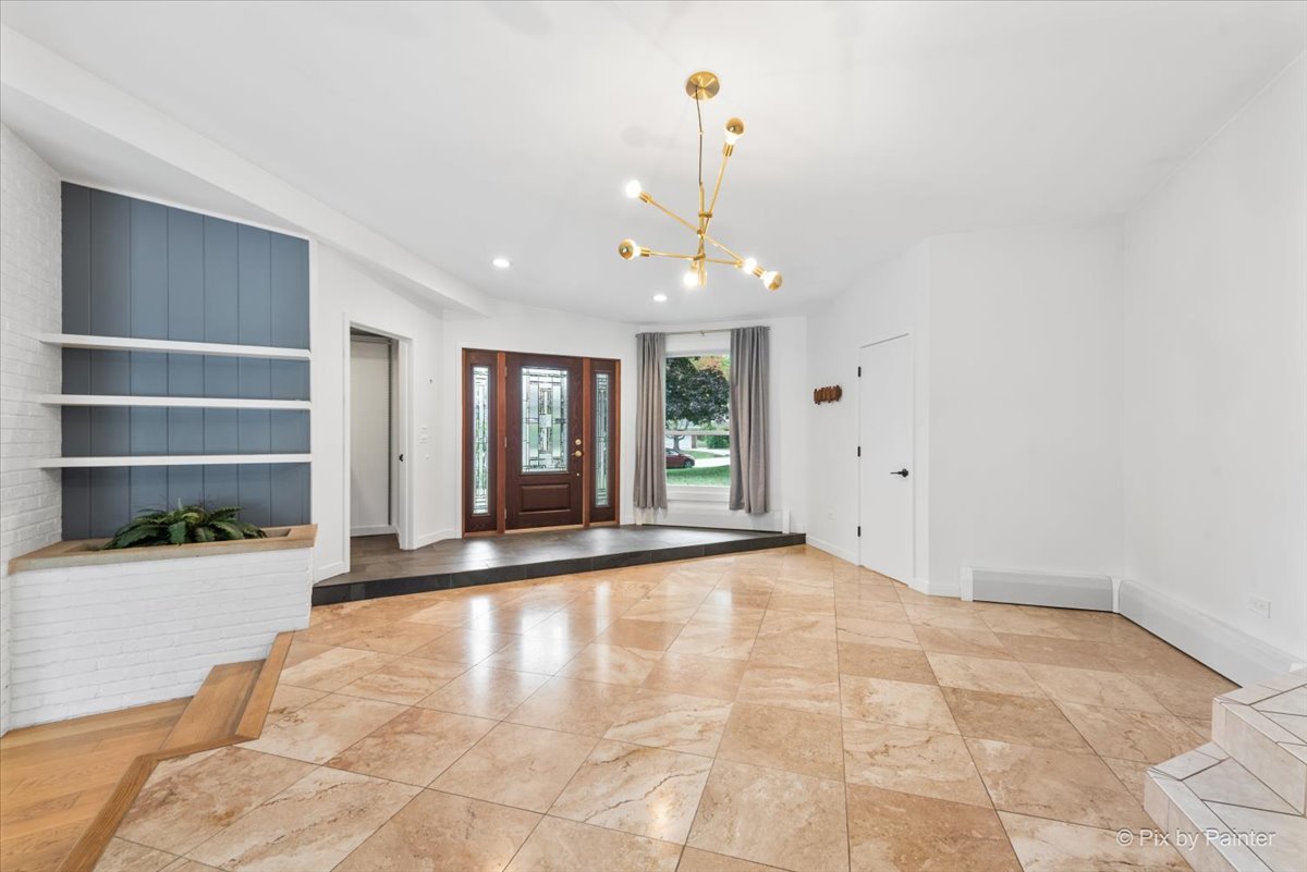 239 Beverly Road, Barrington, IL 60010