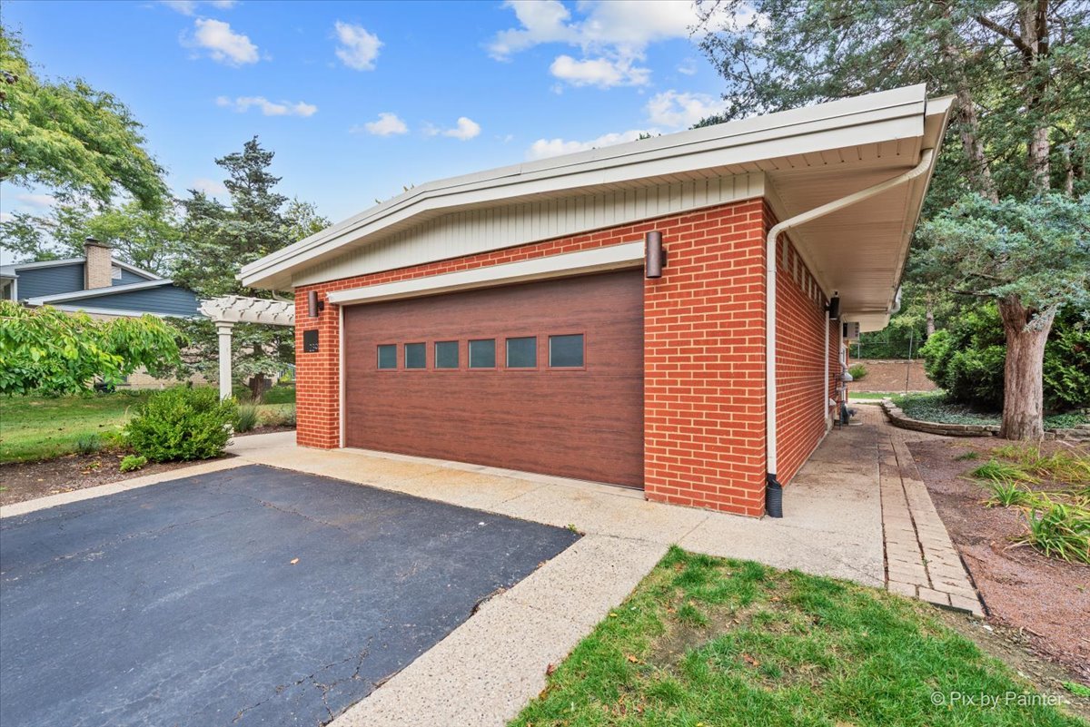 239 Beverly Road, Barrington, IL 60010